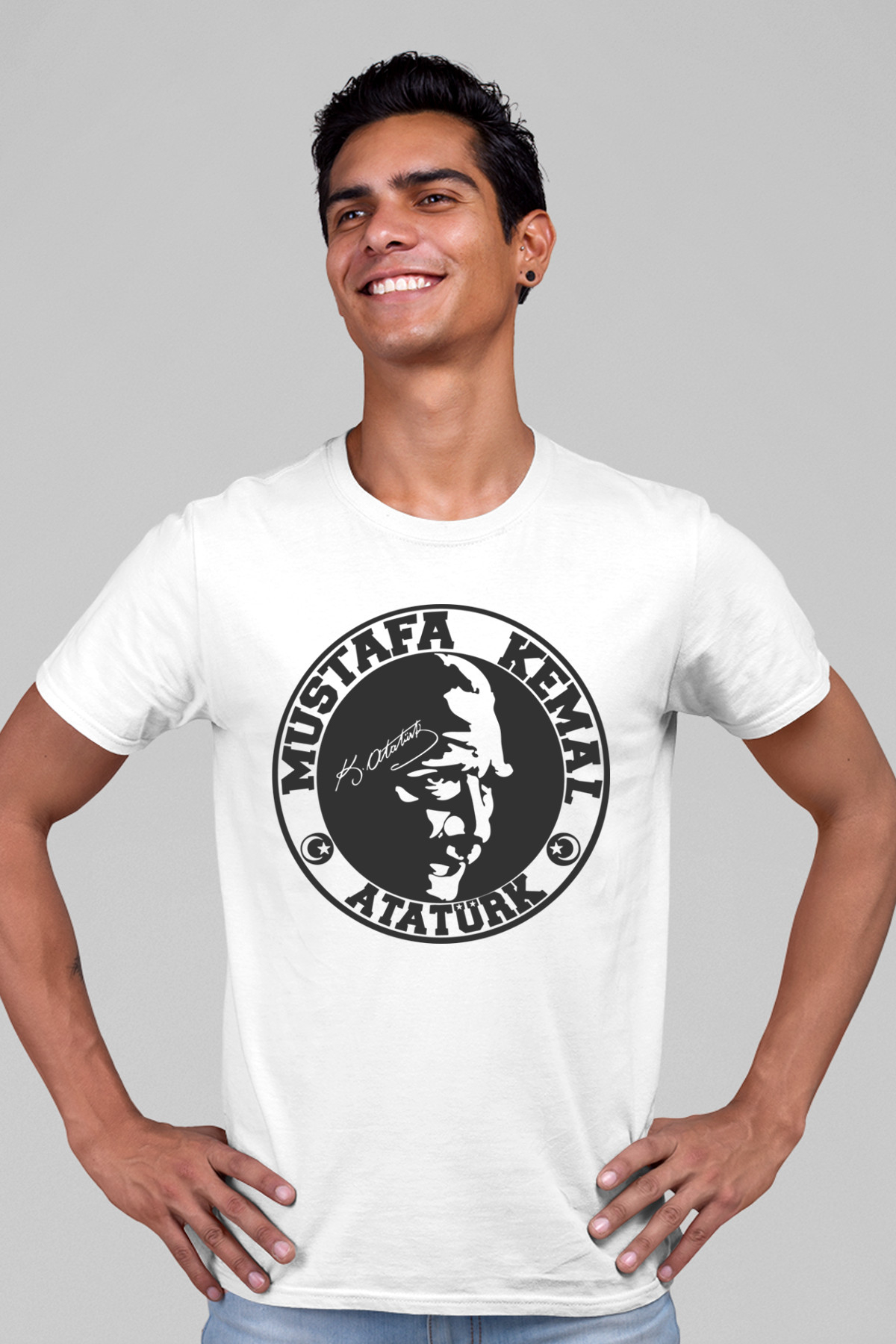 Dairede Atatürk Beyaz Kısa Kollu Erkek T-shirt