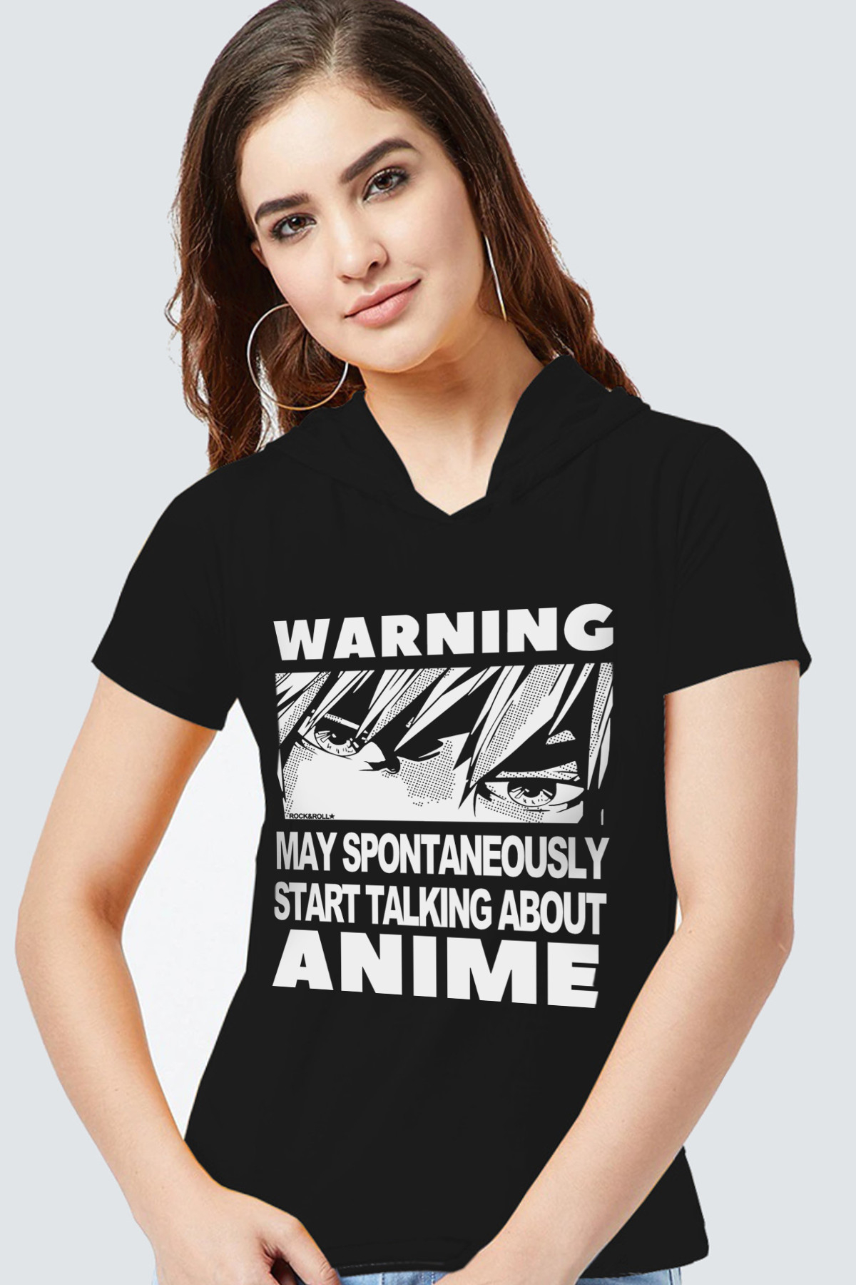 Dikkat Anime Siyah Kapşonlu Kısa Kollu Kadın T-shirt