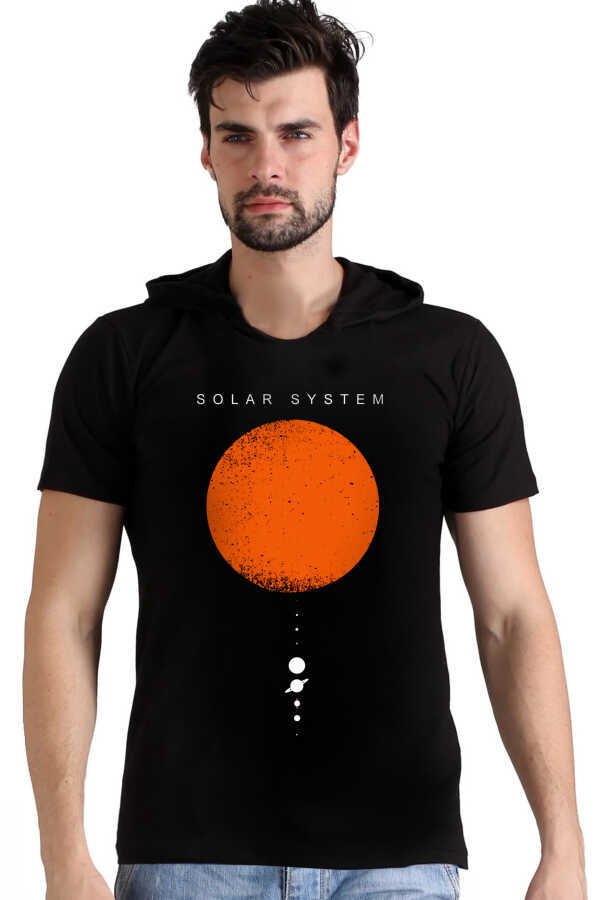 Güneş Sistemi Siyah Kapşonlu Kısa Kollu Erkek T-shirt