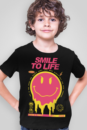  - Hayata Gülümse Siyah Kısa Kollu Çocuk T-shirt