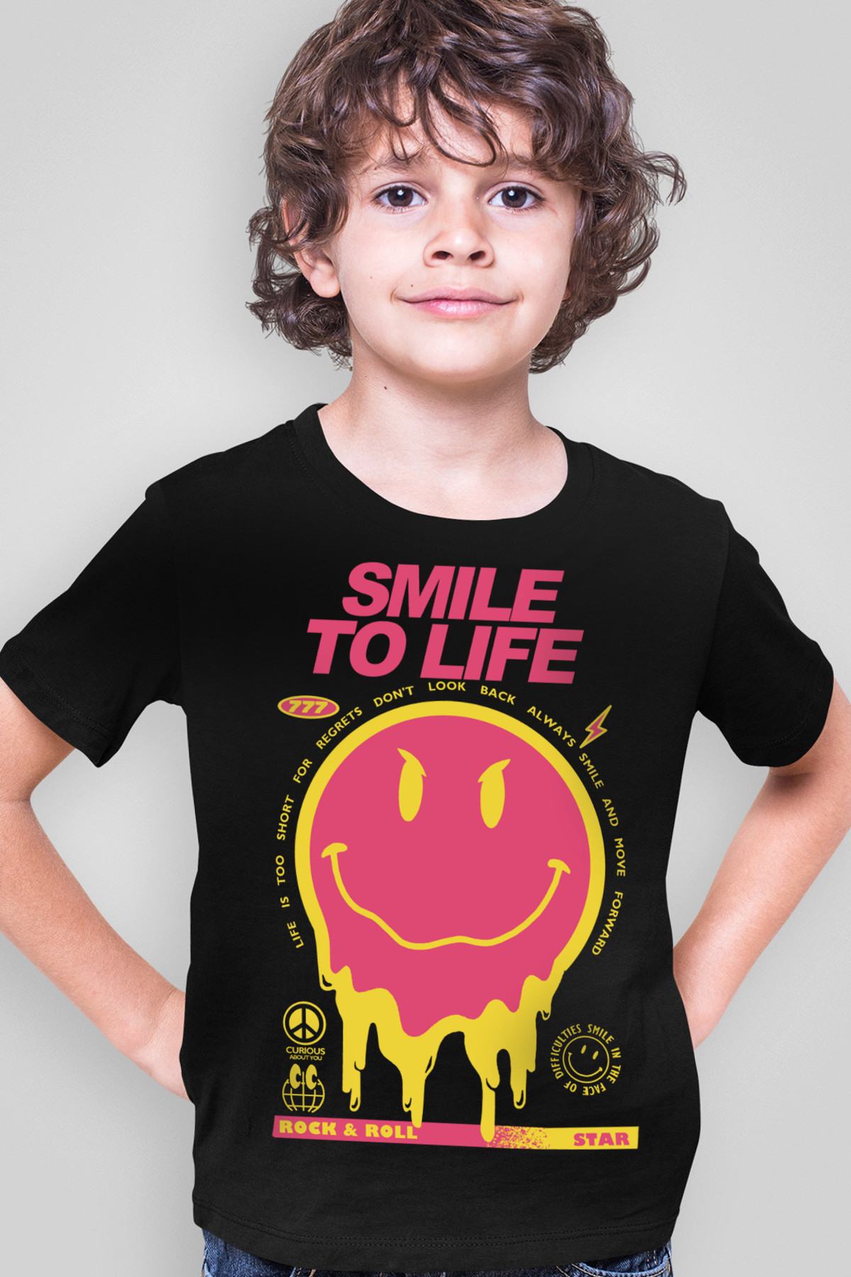 Hayata Gülümse Siyah Kısa Kollu Çocuk T-shirt