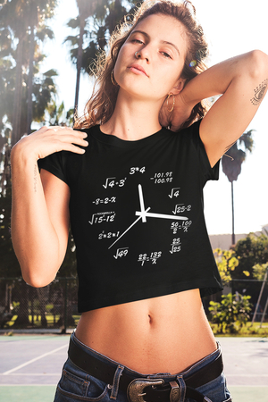 Saat Kaç Siyah Kısa, Kesik Crop Top Kadın T-shirt - Thumbnail
