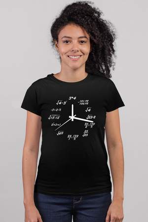  - Saat Kaç Siyah Kısa Kollu Kadın T-shirt