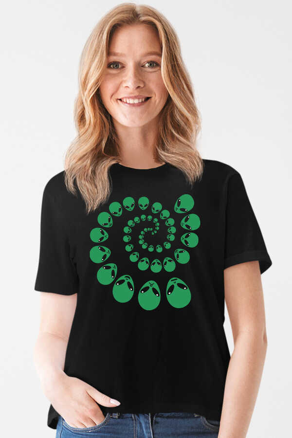 Spiral Uzaylılar Kısa Kollu Siyah Kadın T-shirt