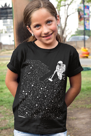Süpürgeli Astronot, Grafitici Astronot Çocuk Tişört 2'li Eko Paket - Thumbnail