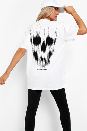  - Matriks Kurukafa Beyaz Arka Baskılı Oversize Kısa Kollu T-shirt