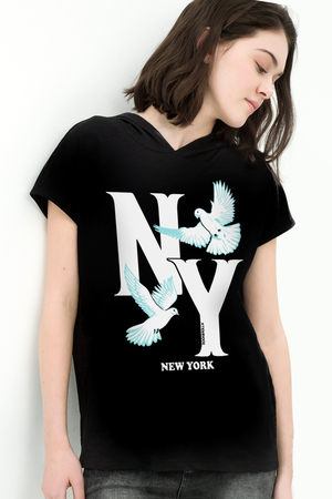 Ny Güvercinleri Siyah Kapüşonlu Kısa Kollu Kadın T-shirt - Thumbnail